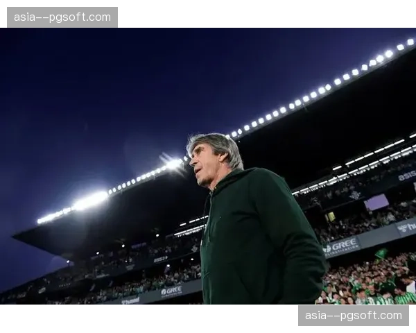 战术复盘:贝蒂斯主帅佩莱格里尼如何用五后卫阵型在诺坎普带走一分 战术复盘:贝蒂斯主帅佩莱格里尼如何用五后卫阵型在诺坎普带走一分